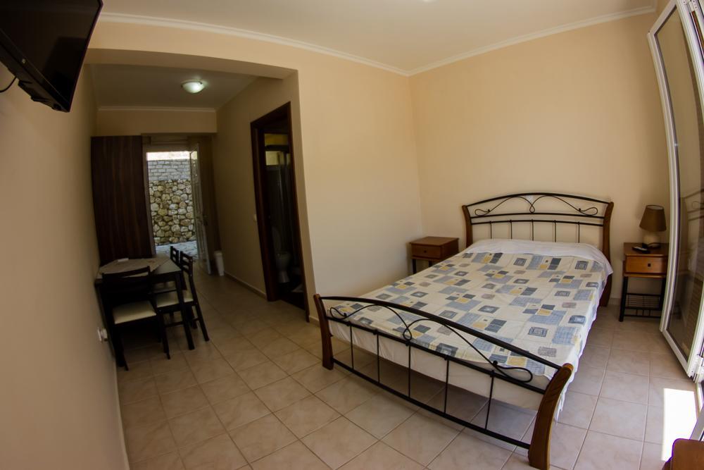 Ferienwohnung Filoxenia Yénion Exterior foto